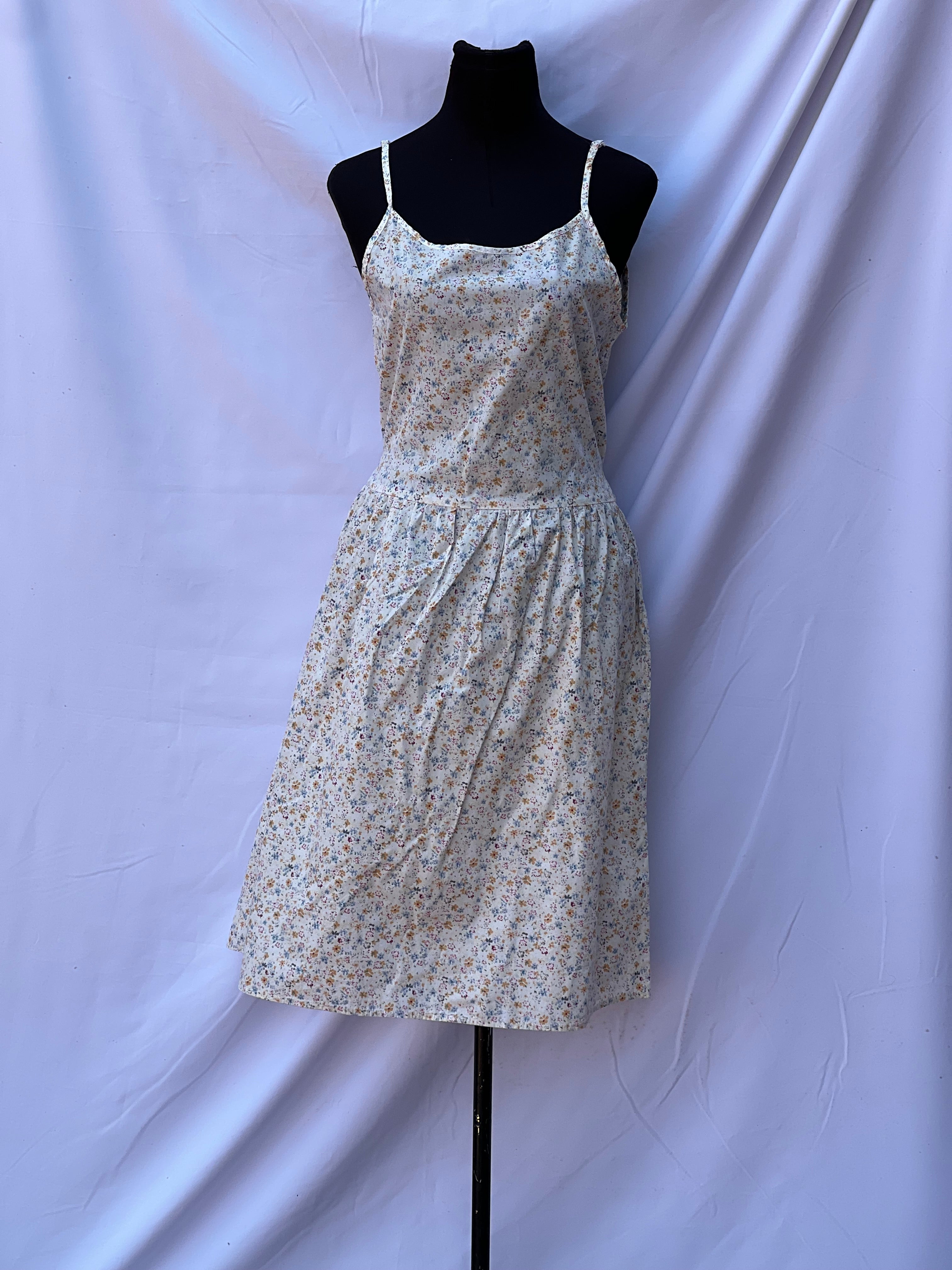 Preloved Floral Dress (32)