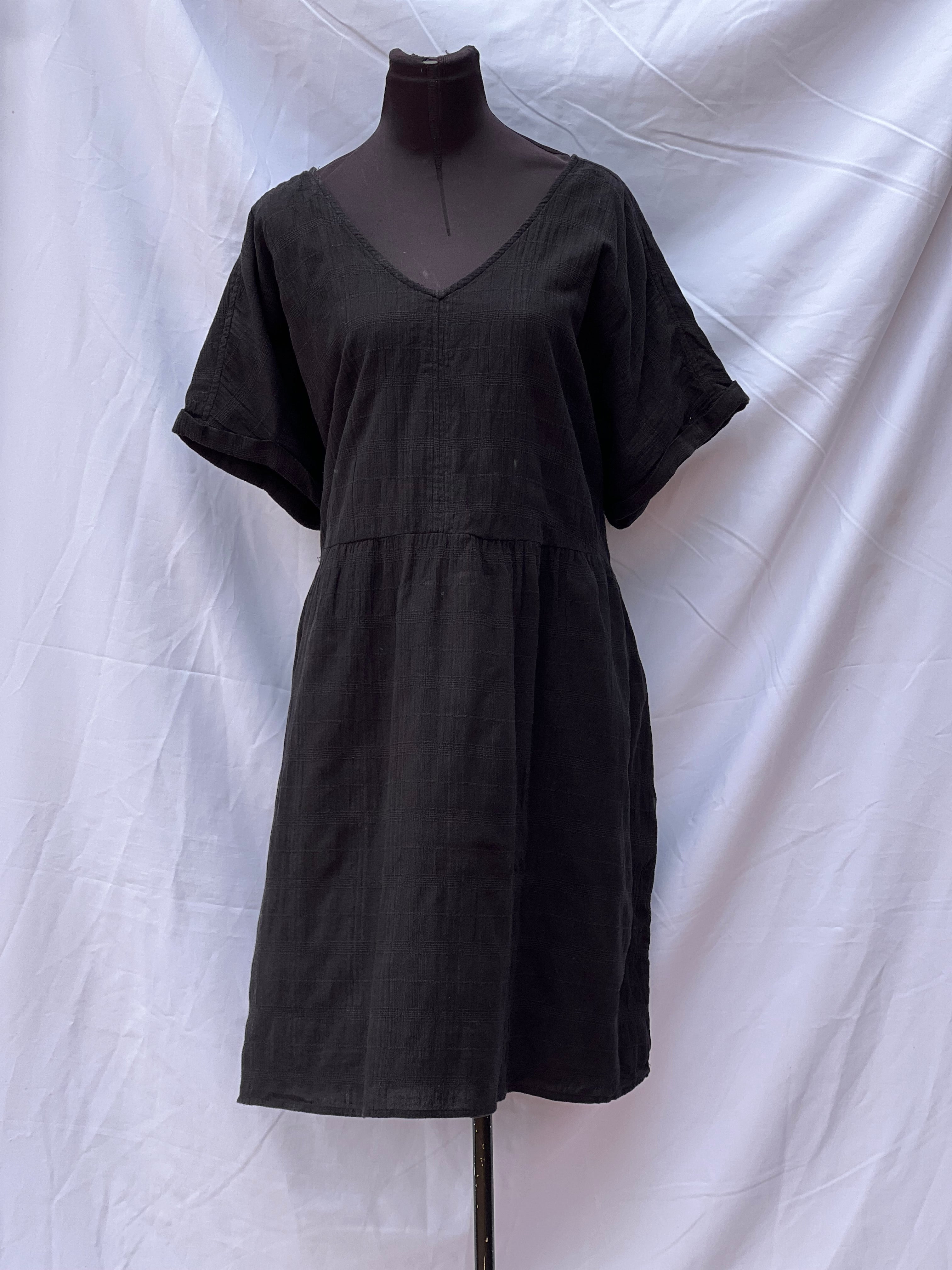 Preloved Dress (40)