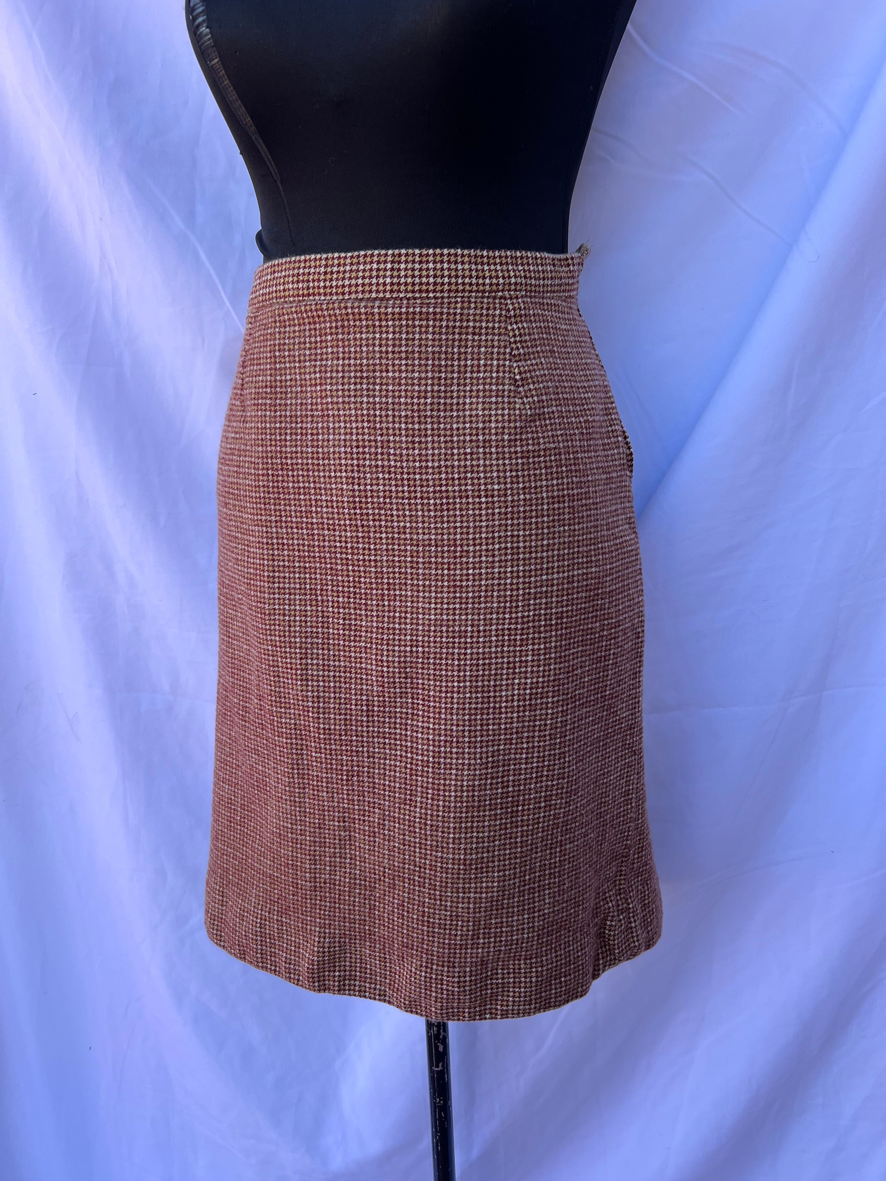 Preloved Winter Skirt (32-34)