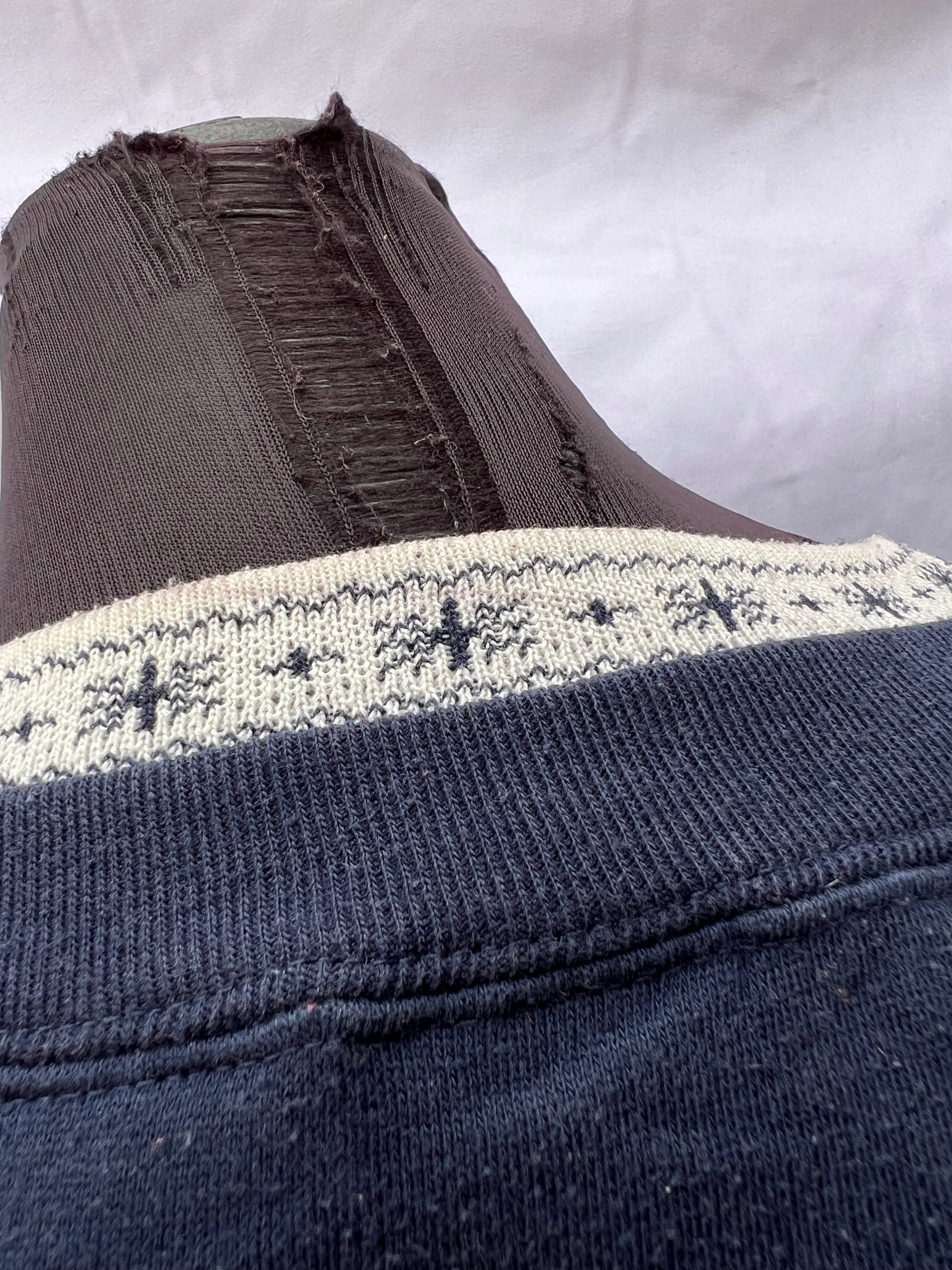 Preloved Sweater (XXL)
