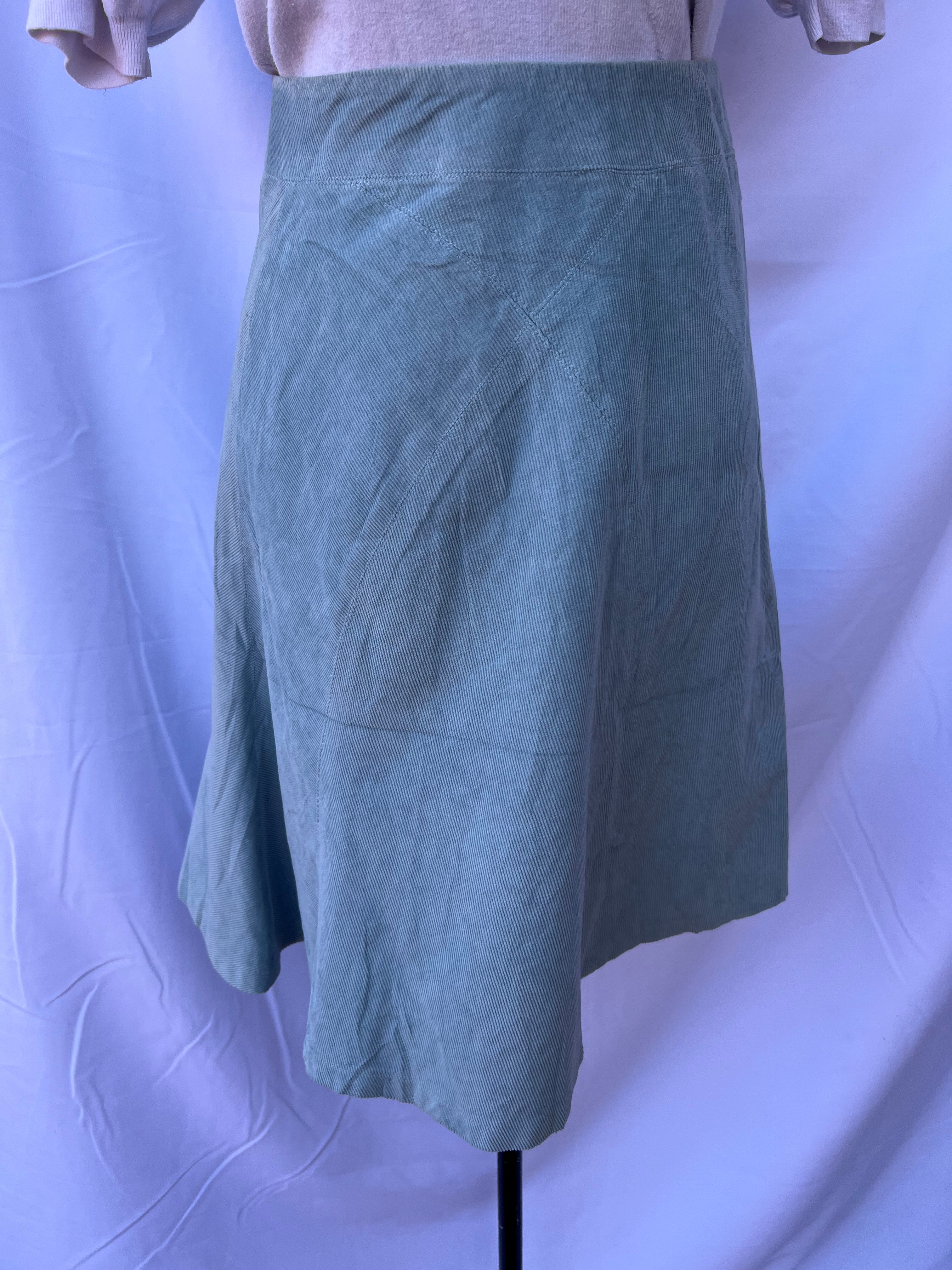 Preloved Corduroy Skirt (34)