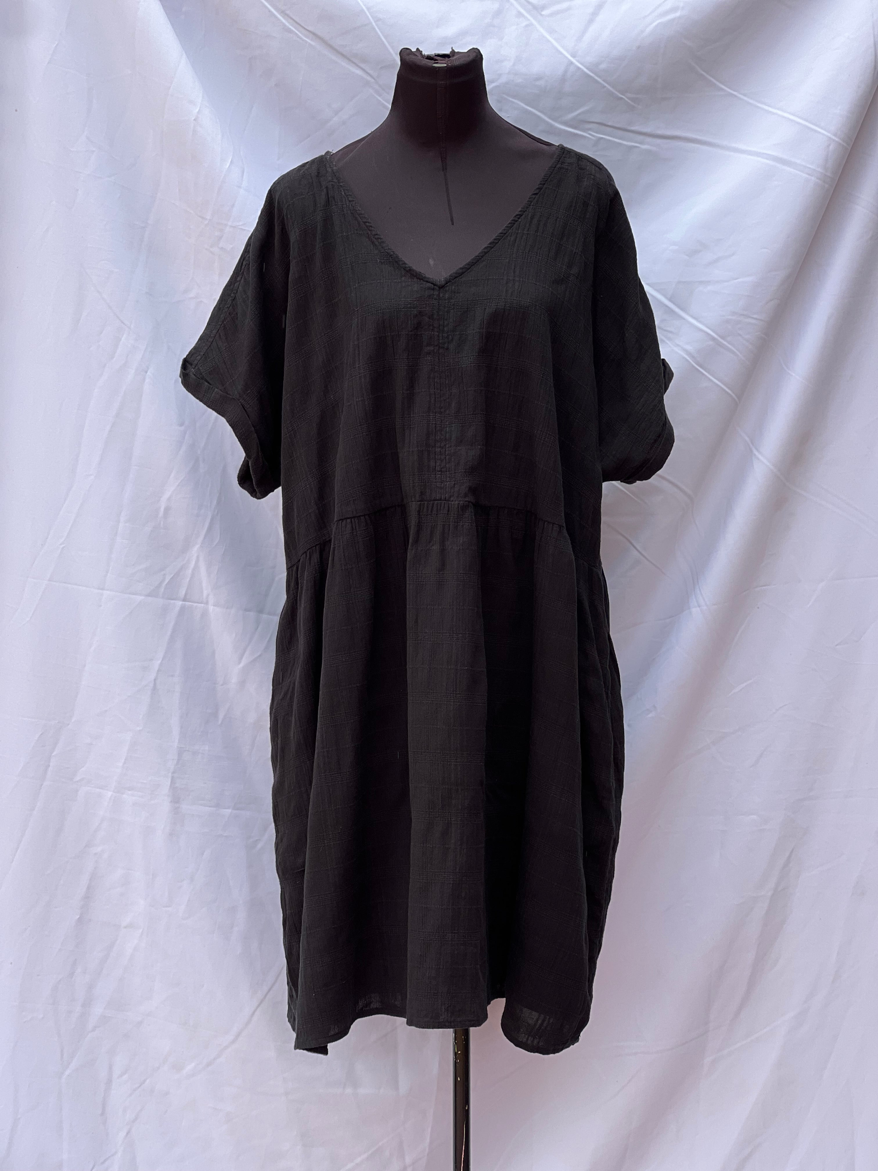 Preloved Dress (40)