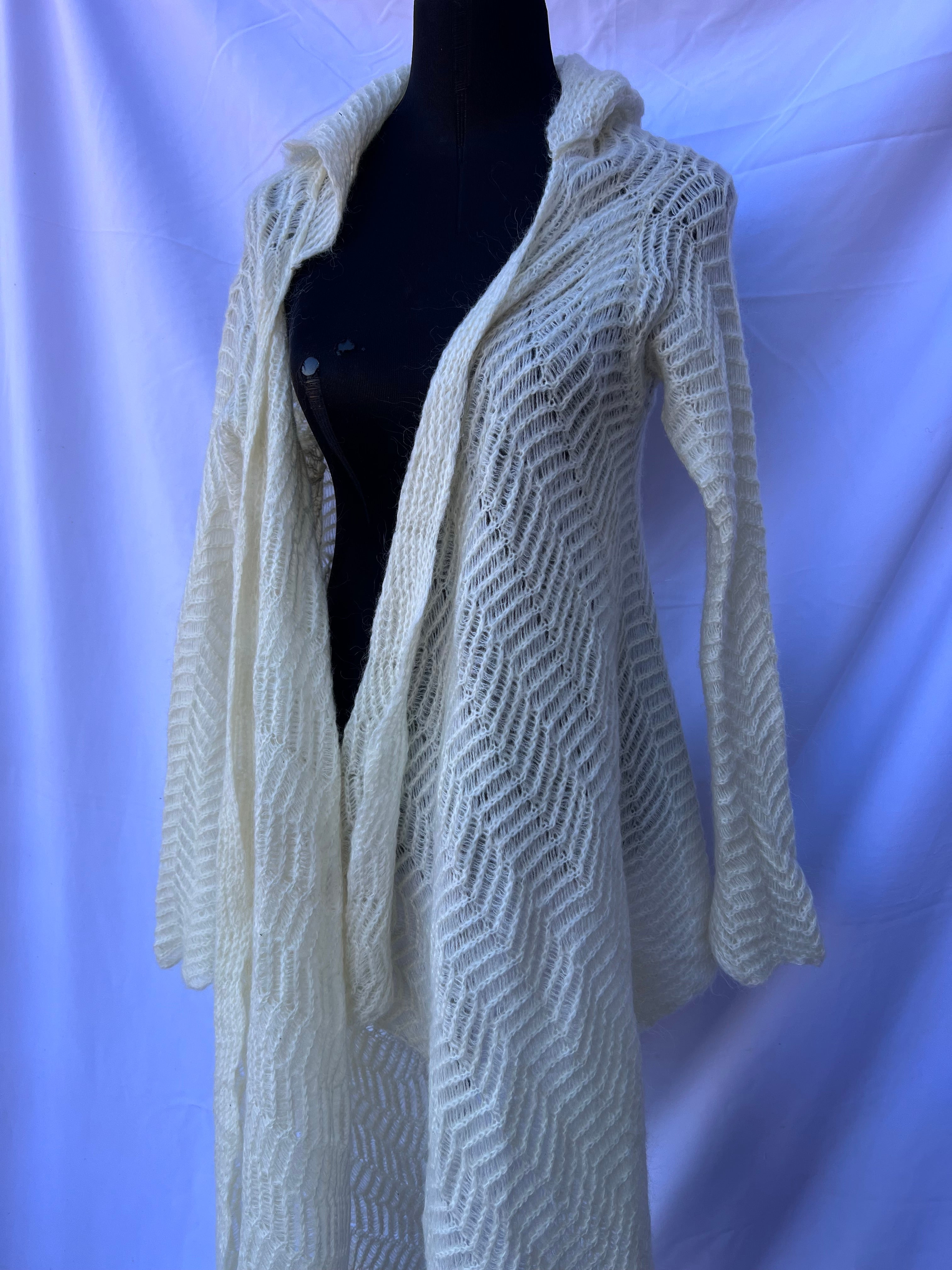 Preloved Cardigan (S-M)