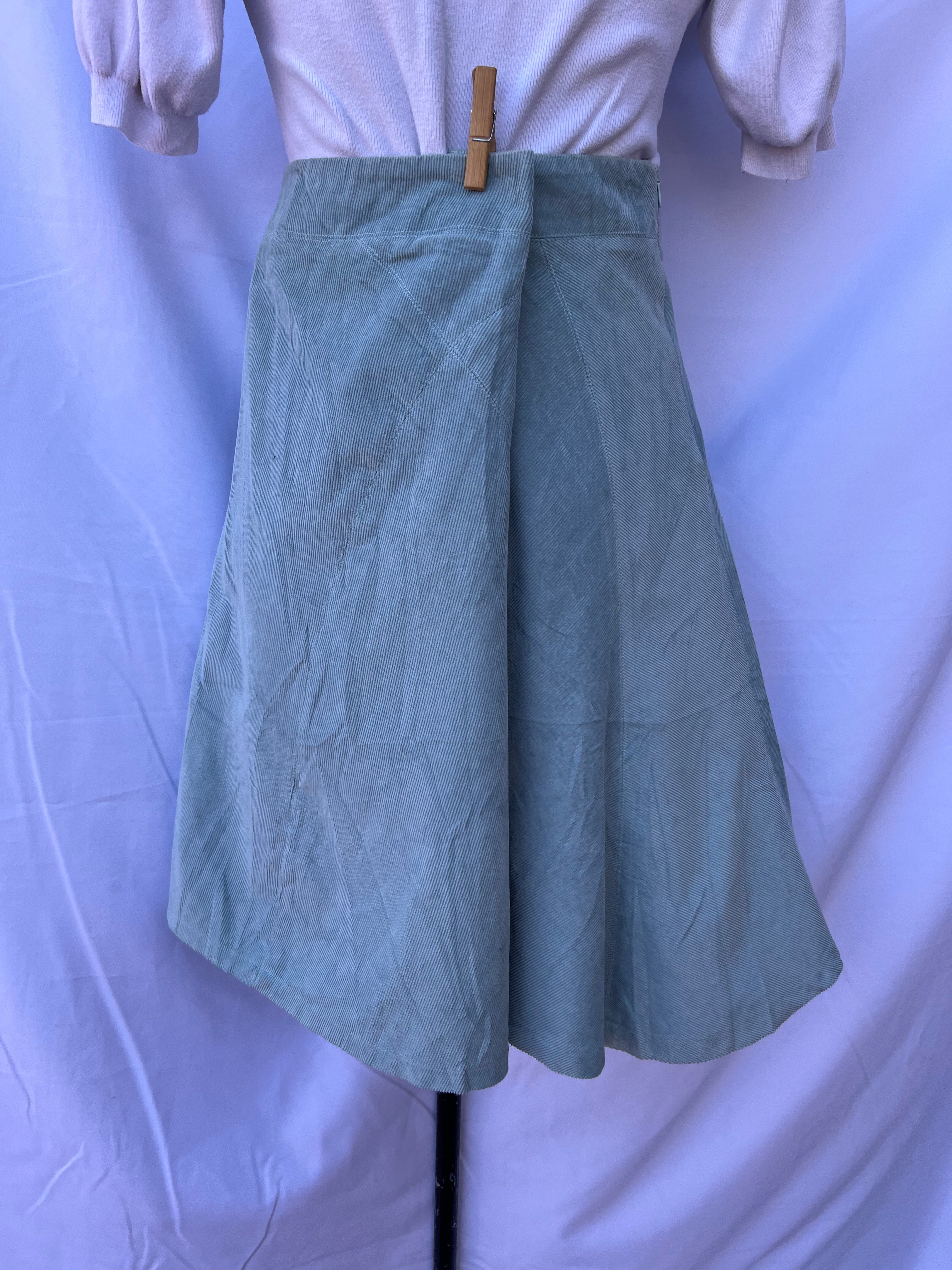Preloved Corduroy Skirt (34)
