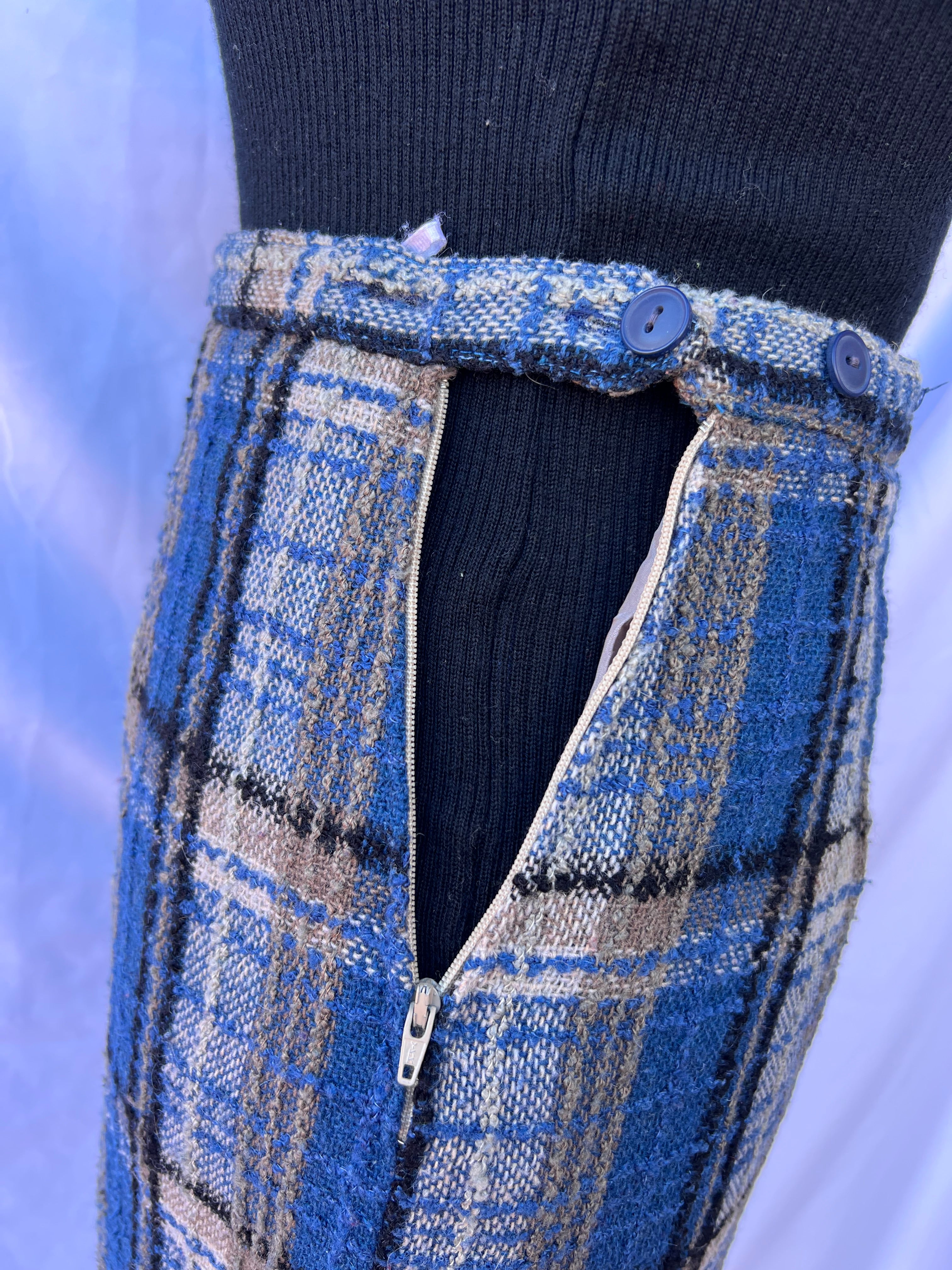 Preloved Winter Skirt (28-30)