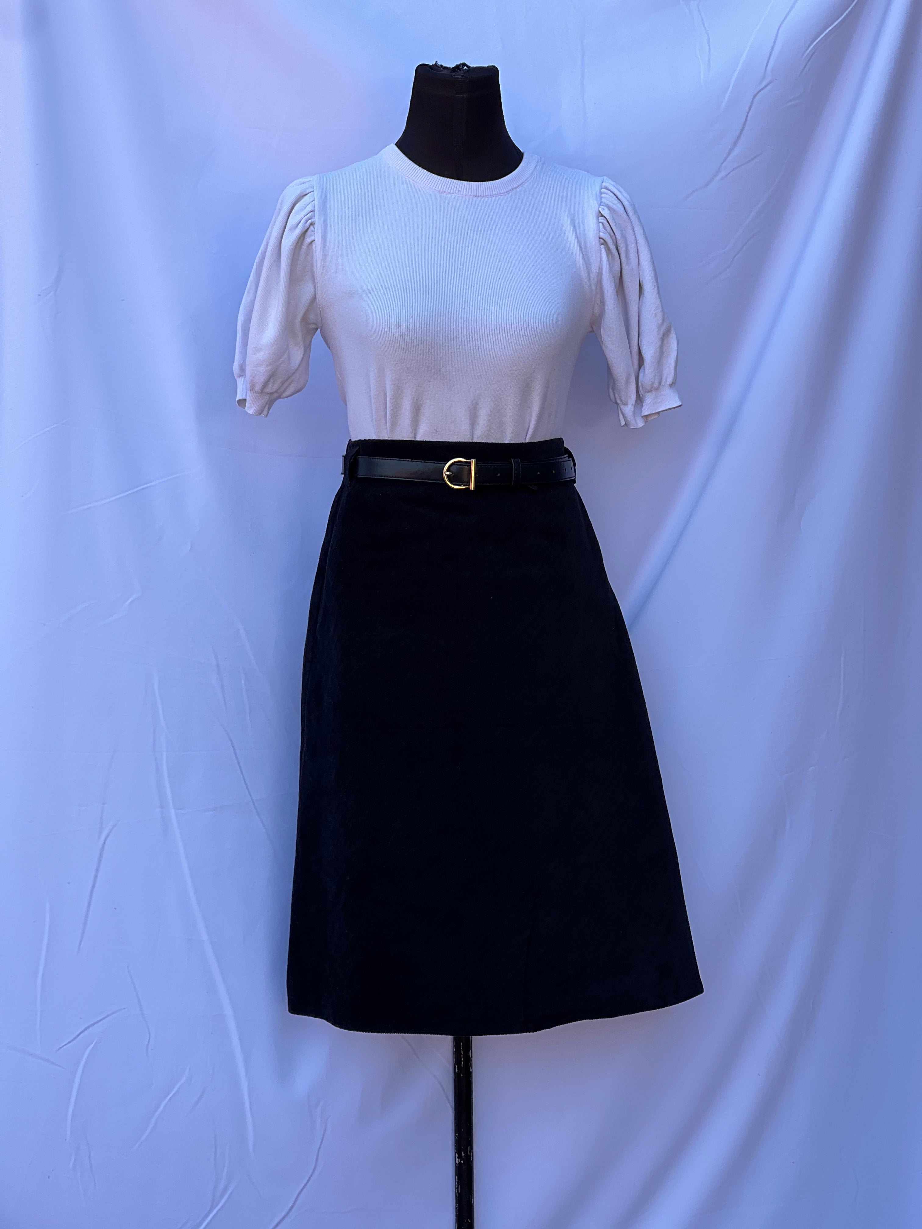 Preloved Corduroy Skirt (34)
