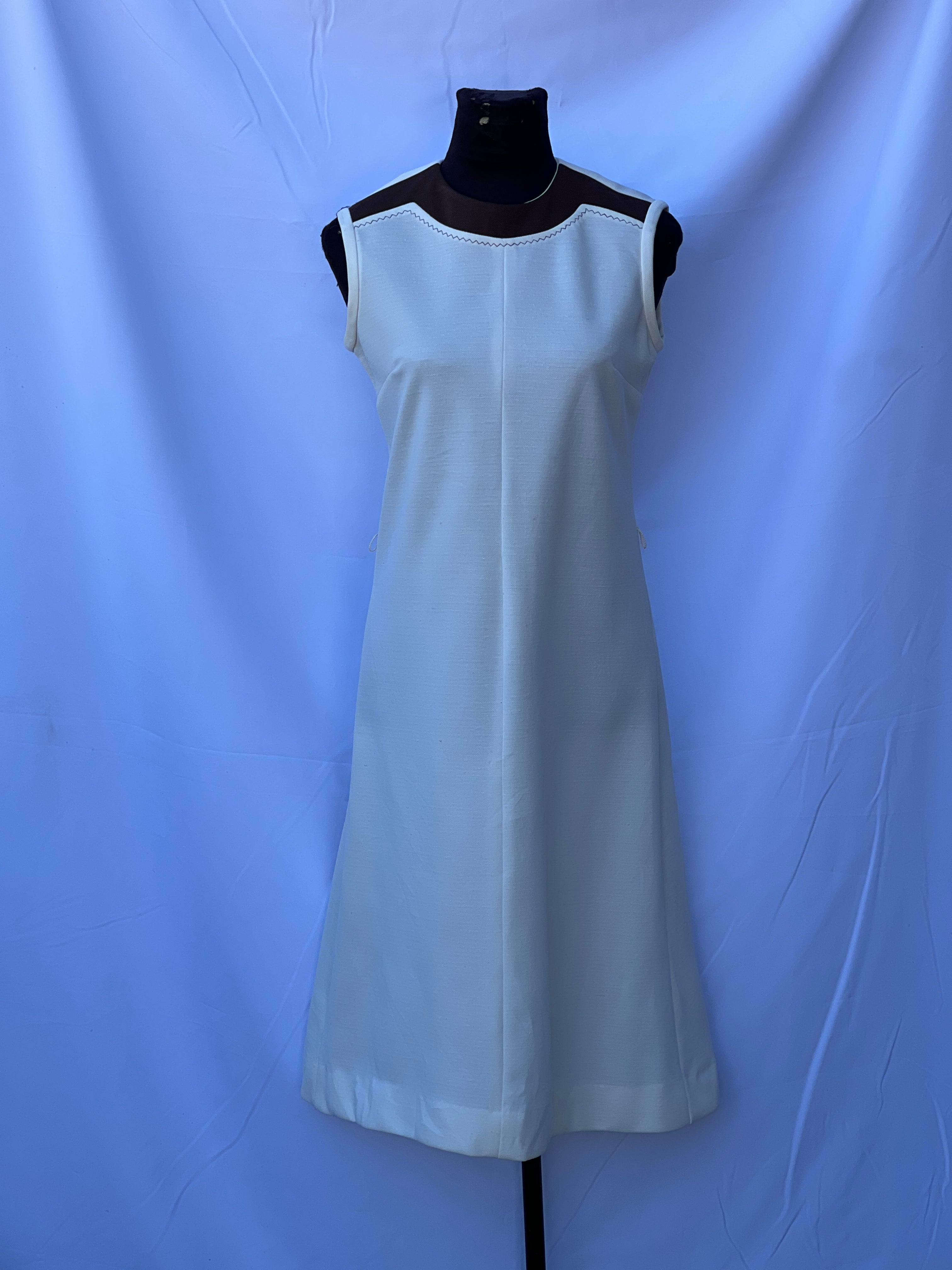 Preloved Sleeveless Dress (34)