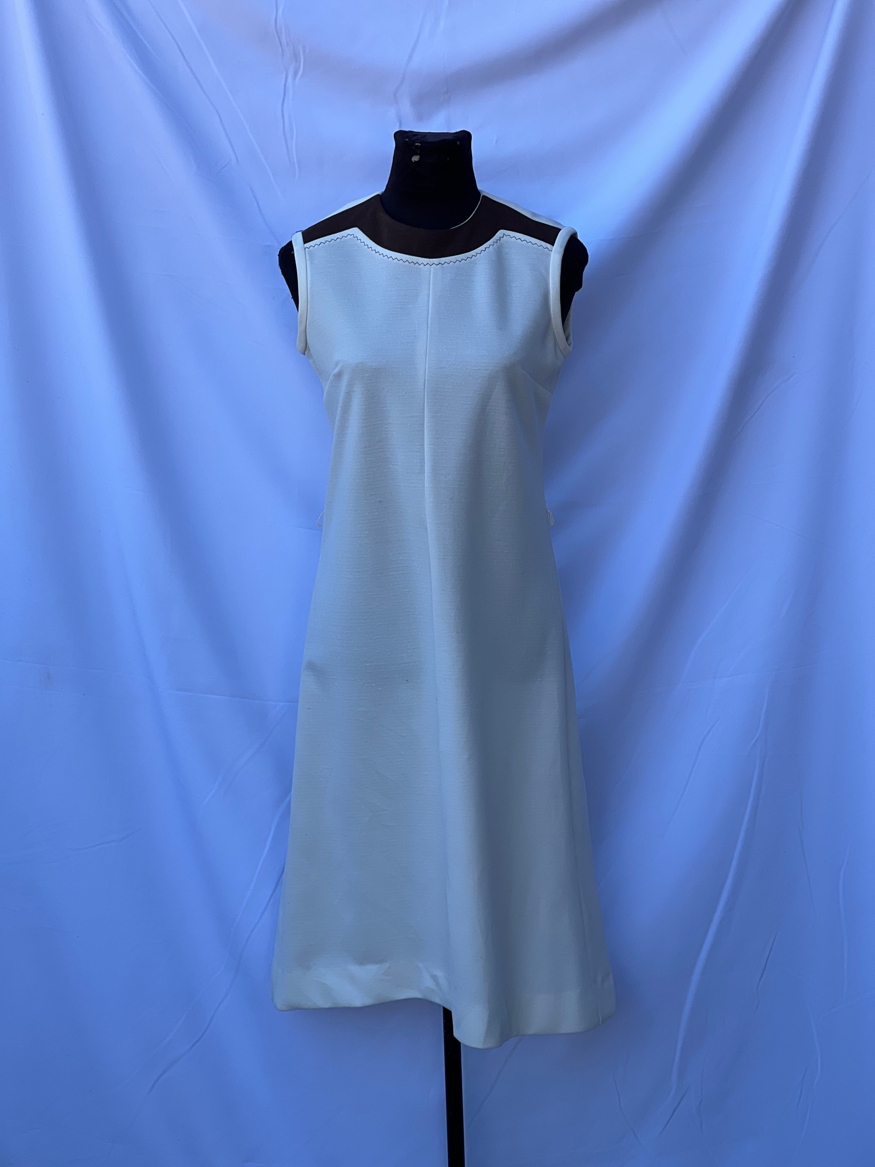 Preloved Sleeveless Dress (34)