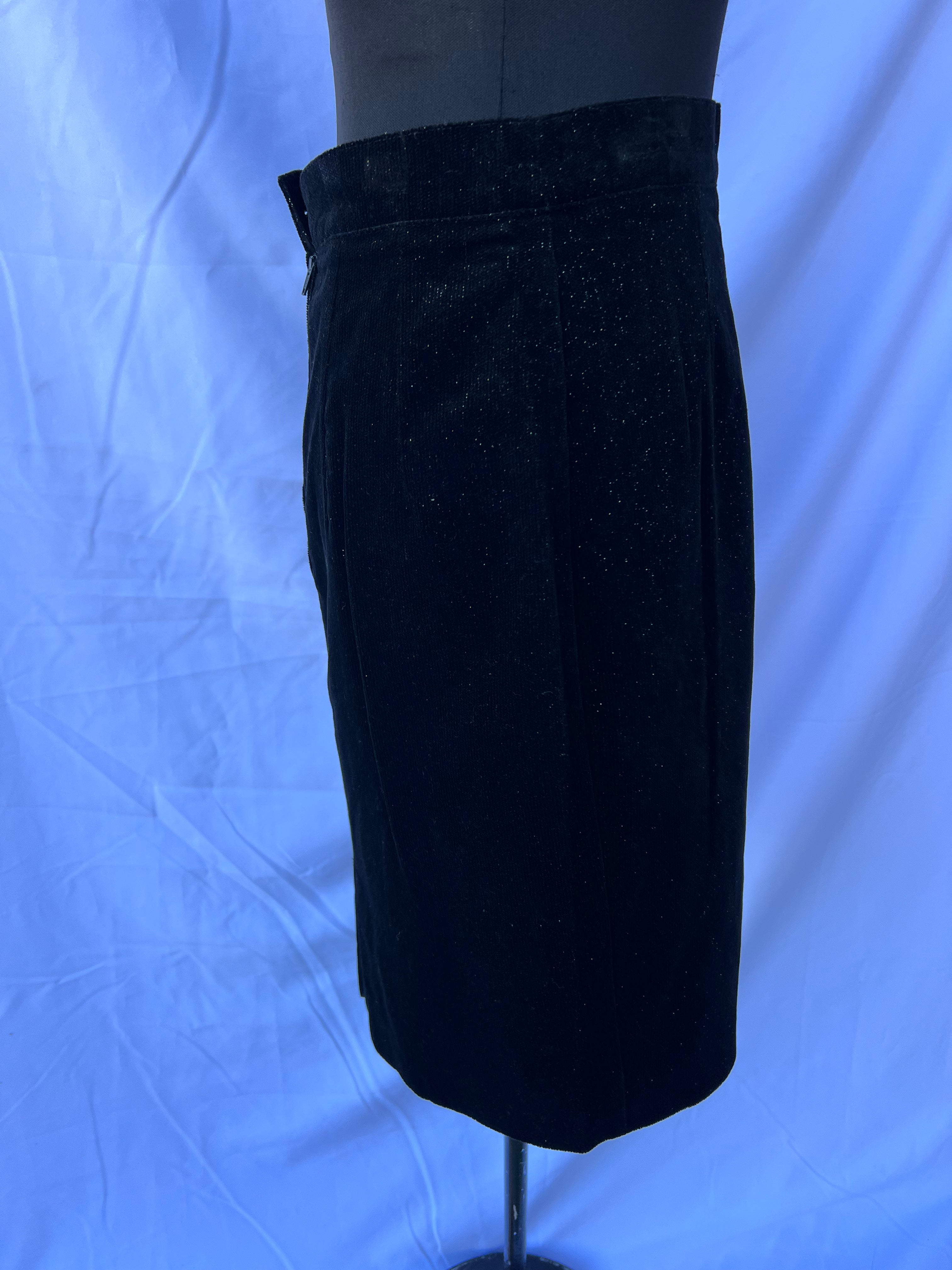Preloved Corduroy Skirt (32)